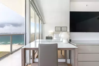 5757 Collins #2207, Miami Beach, FL 33140 - Photo 25