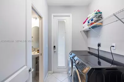 3944 Poinciana, Hollywood, FL 33021 - Photo 11