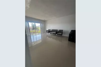 2880 NE 203rd #B25, Aventura, FL 33180 - Photo 7