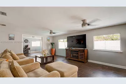 11370 NW 46th, Sunrise, FL 33323 - Photo 17
