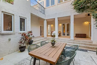 737 Alhambra, Coral Gables, FL 33134 - Photo 41