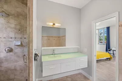737 Alhambra, Coral Gables, FL 33134 - Photo 35