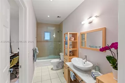 737 Alhambra, Coral Gables, FL 33134 - Photo 21