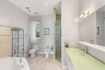 737 Alhambra, Coral Gables, FL 33134 - Photo 33