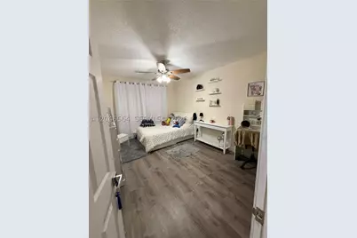 7151 W 3rd, Hialeah, FL 33014 - Photo 11