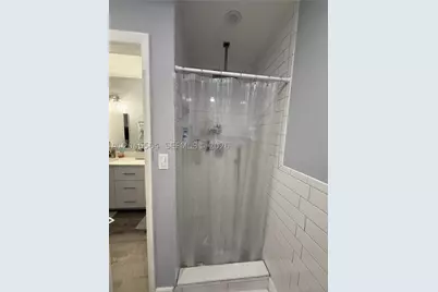 7151 W 3rd, Hialeah, FL 33014 - Photo 23