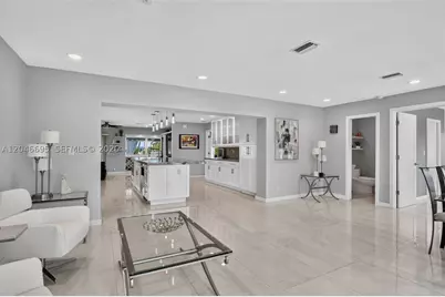 966 SE 9th, Pompano Beach, FL 33060 - Photo 13