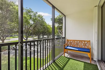 3401 N Country Club #109, Aventura, FL 33180 - Photo 33