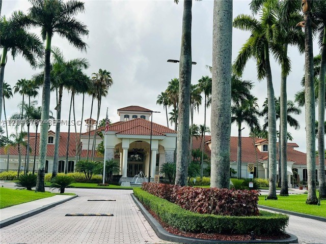 9725 NW 52nd #210 - 9725 NW 52nd #210, Doral, FL 33178 Luxury Property | Jose Angel Pina