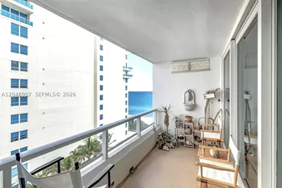 5005 Collins #1224, Miami Beach, FL 33140 - Photo 5