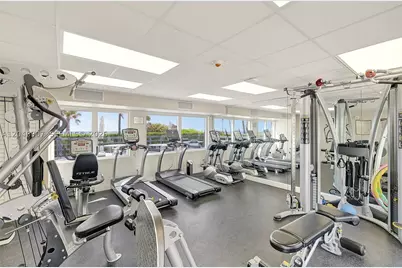 5005 Collins #1224, Miami Beach, FL 33140 - Photo 43