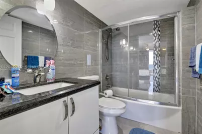 20515 E Country Club #2147, Aventura, FL 33180 - Photo 15