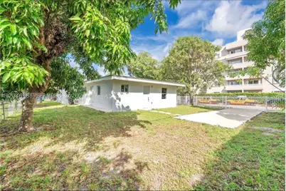 521 NW 33rd #1, Miami, FL 33125 - Photo 13