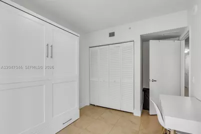 41 SE 5th #908, Miami, FL 33131 - Photo 17