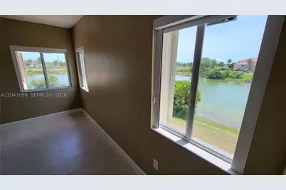 8780 SW 223rd #8780, Cutler Bay, FL 33190 - Photo 7