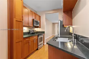 365 SW 13th, Fort Lauderdale, FL 33312 - Photo 13