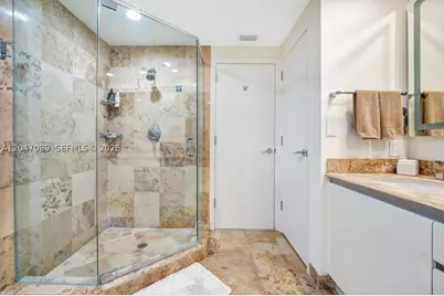 1455 Ocean #904, Miami Beach, FL 33139 - Photo 25