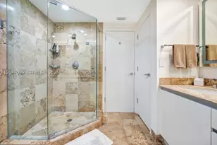 1455 Ocean, Miami Beach, FL 33139 - Photo 25