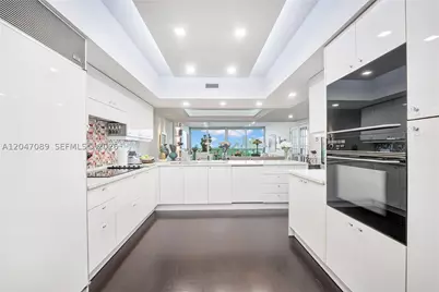 1455 Ocean #904, Miami Beach, FL 33139 - Photo 17