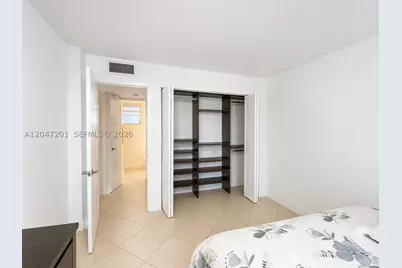 8870 Fontainebleau #106, Miami, FL 33172 - Photo 17