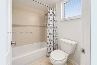 8870 Fontainebleau #106, Miami, FL 33172 - Photo 9