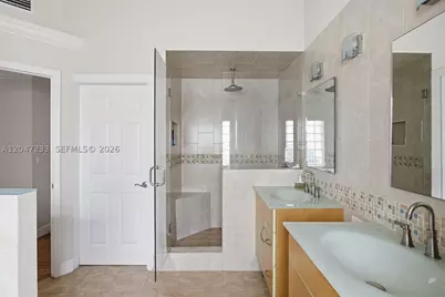 411 Bermuda Springs, Weston, FL 33326 - Photo 23