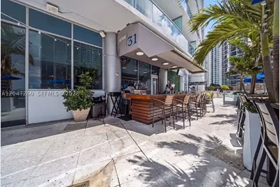 200 Biscayne Boulevard #5110, Miami, FL 33131 - Photo 59