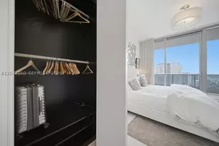 200 Biscayne Blvd, Miami, FL 33131 - Photo 29