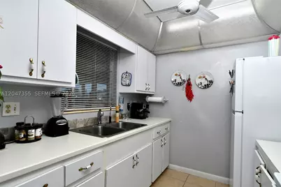 2201 Croton, Lehigh Acres, FL 33936 - Photo 7