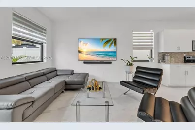 3538 W 108th, Hialeah, FL 33018 - Photo 19
