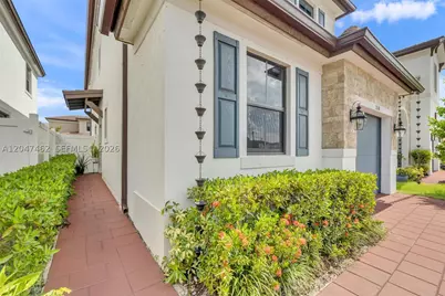 3538 W 108th, Hialeah, FL 33018 - Photo 5