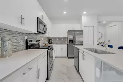 3538 W 108th, Hialeah, FL 33018 - Photo 11
