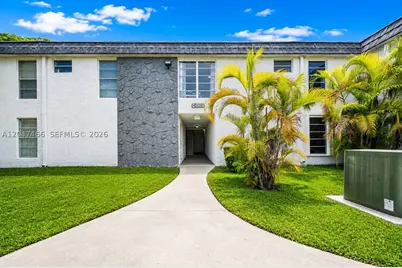 10381 N Kendall #M8, Miami, FL 33176 - Photo 3