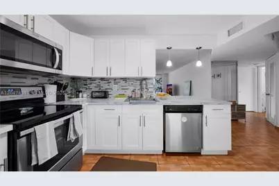 1101 NE 191st #H314, Miami, FL 33179 - Photo 3