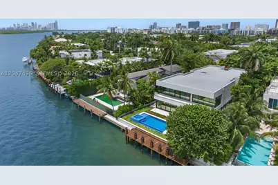 9720 W Broadview, Bay Harbor Islands, FL 33154 - Photo 5