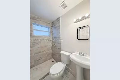 2 SW 6th #4, Dania Beach, FL 33004 - Photo 3