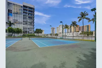 800 Parkview #131, Hallandale Beach, FL 33009 - Photo 33