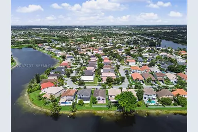2754 SW 183rd, Miramar, FL 33029 - Photo 29