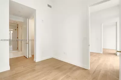 2655 S Bayshore #403, Miami, FL 33133 - Photo 7