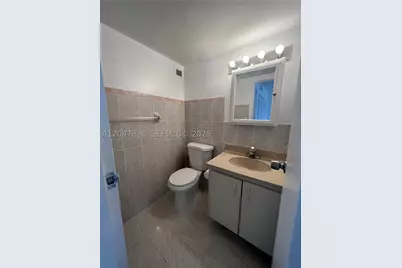 17011 N Bay #816, Sunny Isles Beach, FL 33160 - Photo 9