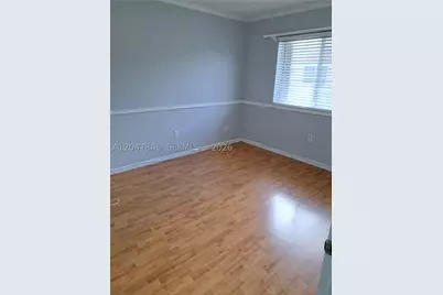 17318 NW 74th #202, Hialeah, FL 33015 - Photo 15