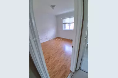 17318 NW 74th #202, Hialeah, FL 33015 - Photo 13