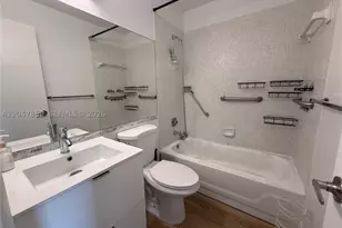 9101 Sunrise Lakes, Sunrise, FL 33322 - Photo 27