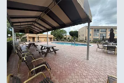 9101 Sunrise Lakes #215, Sunrise, FL 33322 - Photo 57