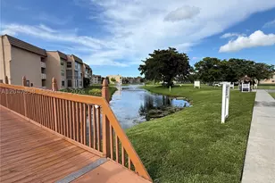 9101 Sunrise Lakes, Sunrise, FL 33322 - Photo 71