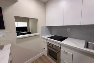 9101 Sunrise Lakes, Sunrise, FL 33322 - Photo 19