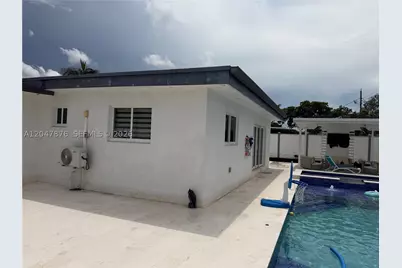 7525 Roosevelt, Hollywood, FL 33024 - Photo 31