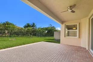 8185 Fiera Ridge, Boynton Beach, FL 33473 - Photo 11
