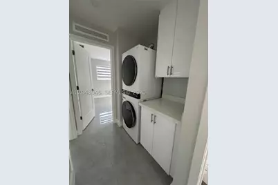 10790 SW 66th, Miami, FL 33173 - Photo 17