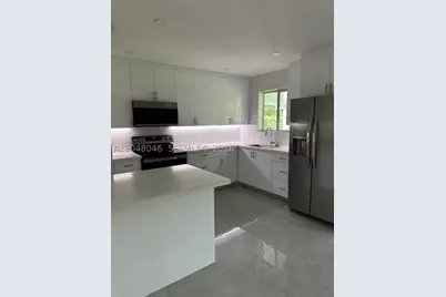 10790 SW 66th, Miami, FL 33173 - Photo 11